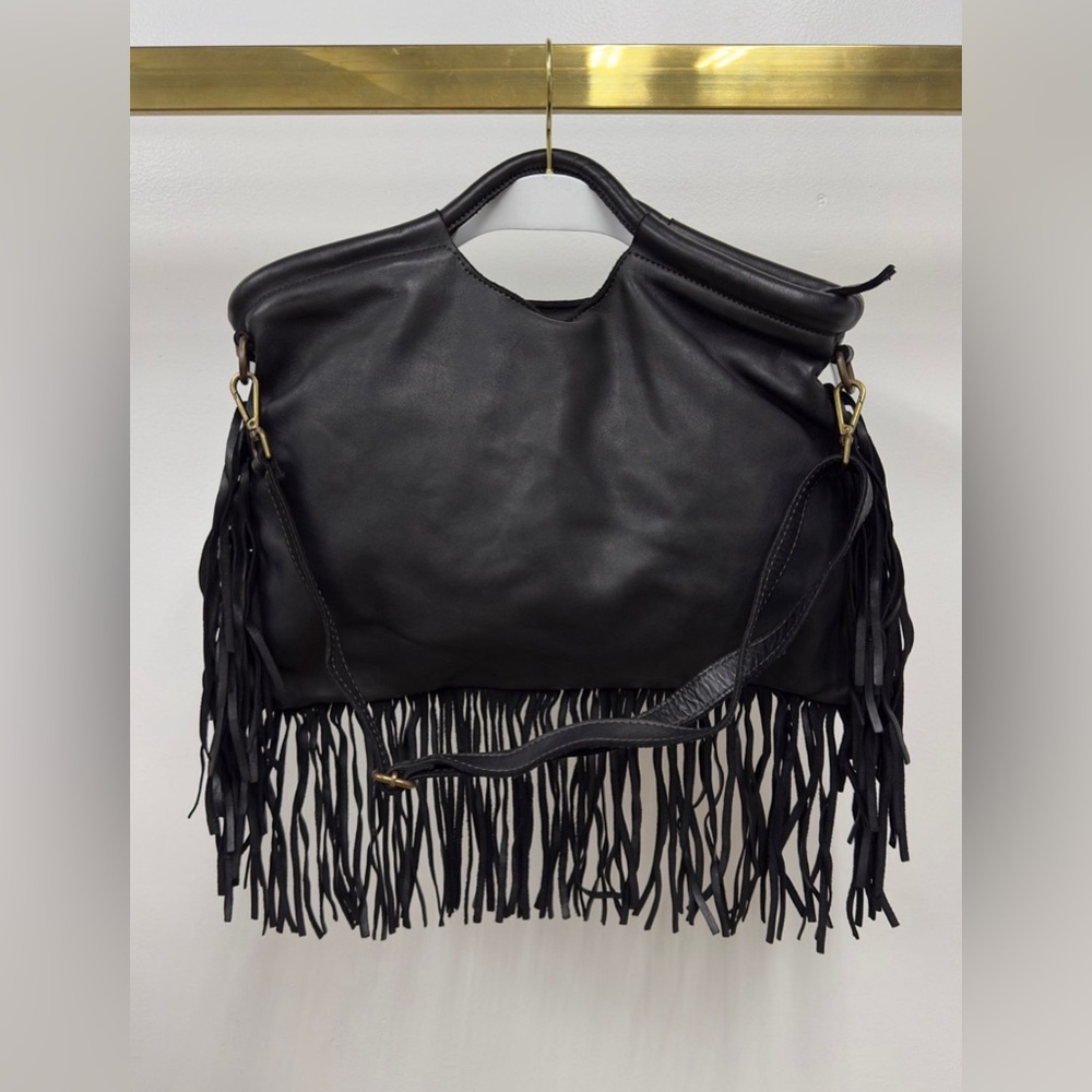 (086-BLK) FRINGE LEATHER HANDBAG WITH SHOULDER STRAP - Picture 2 of 2